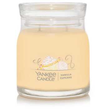 Yankee Candle Vanilla Cupcake Signature Candle (vanilkový košíček) - Vonná sviečka

